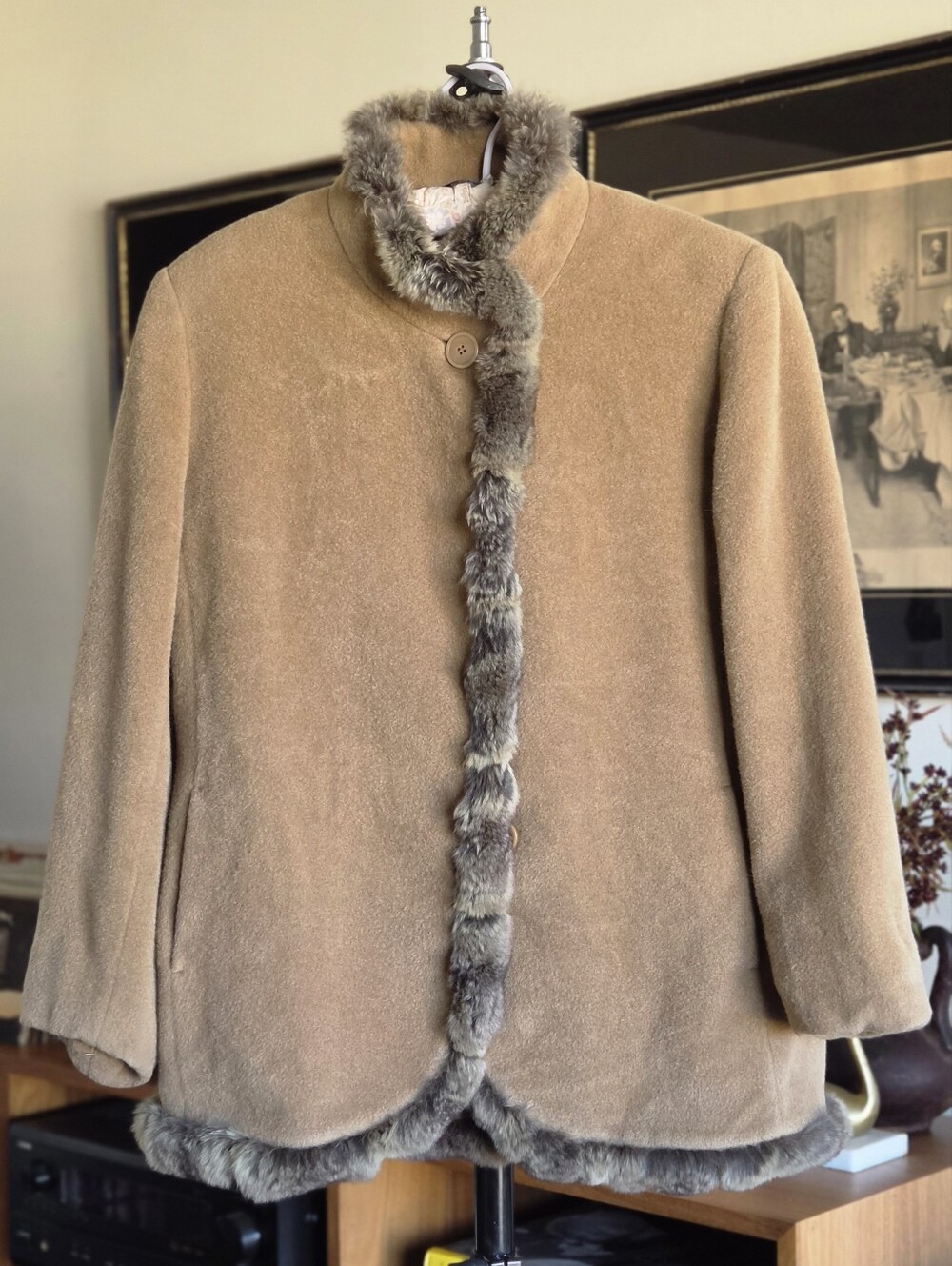 Cinzia Rocca Luxury Italian Wool & Cashmere Coat with Chinchilla Fur Trim